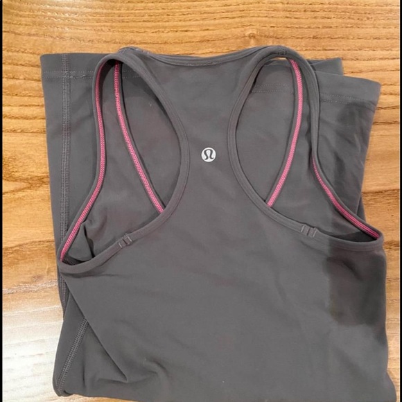 Lululemon Tank - Picture 1 of 1